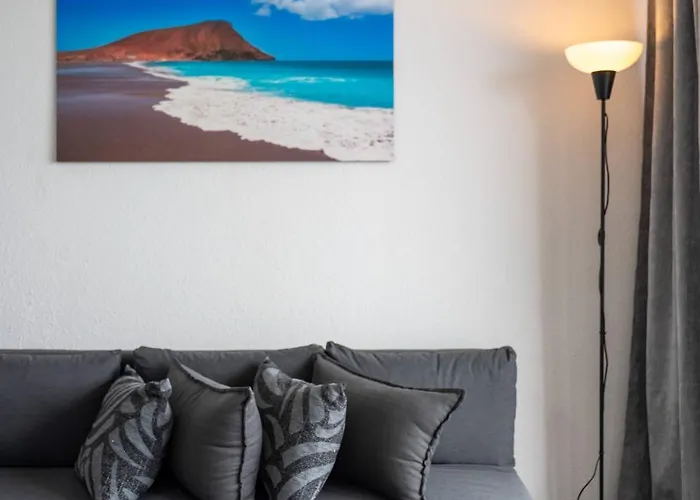 Juanvi's Corner Адехе